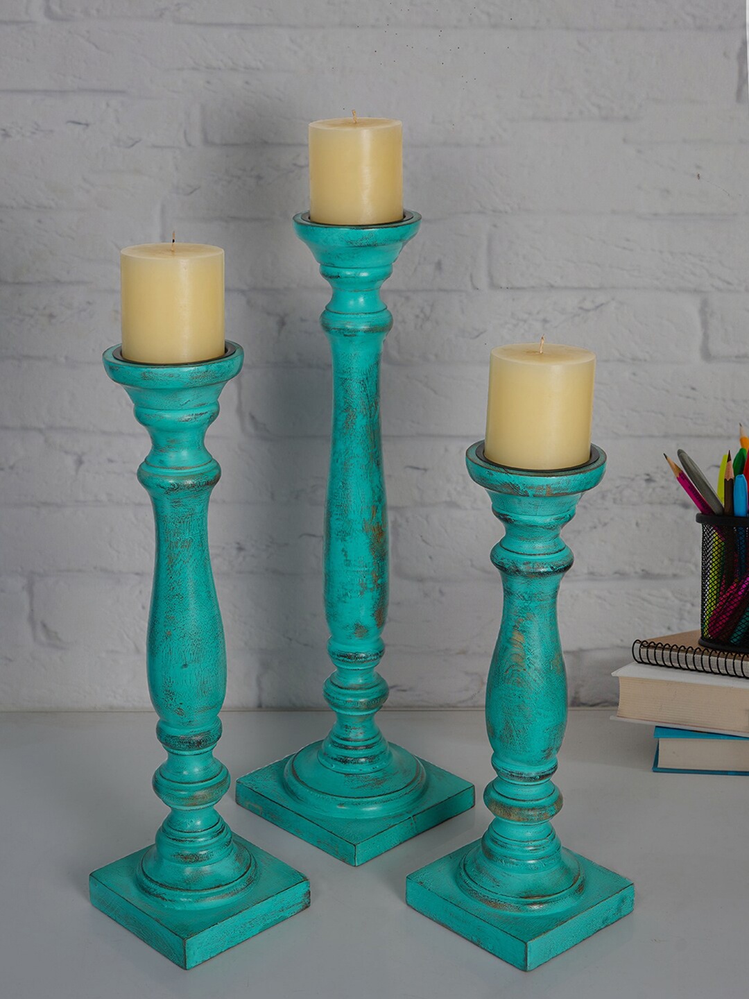 

Fos Lighting Set of 3 Green Contemporary Candle Stand