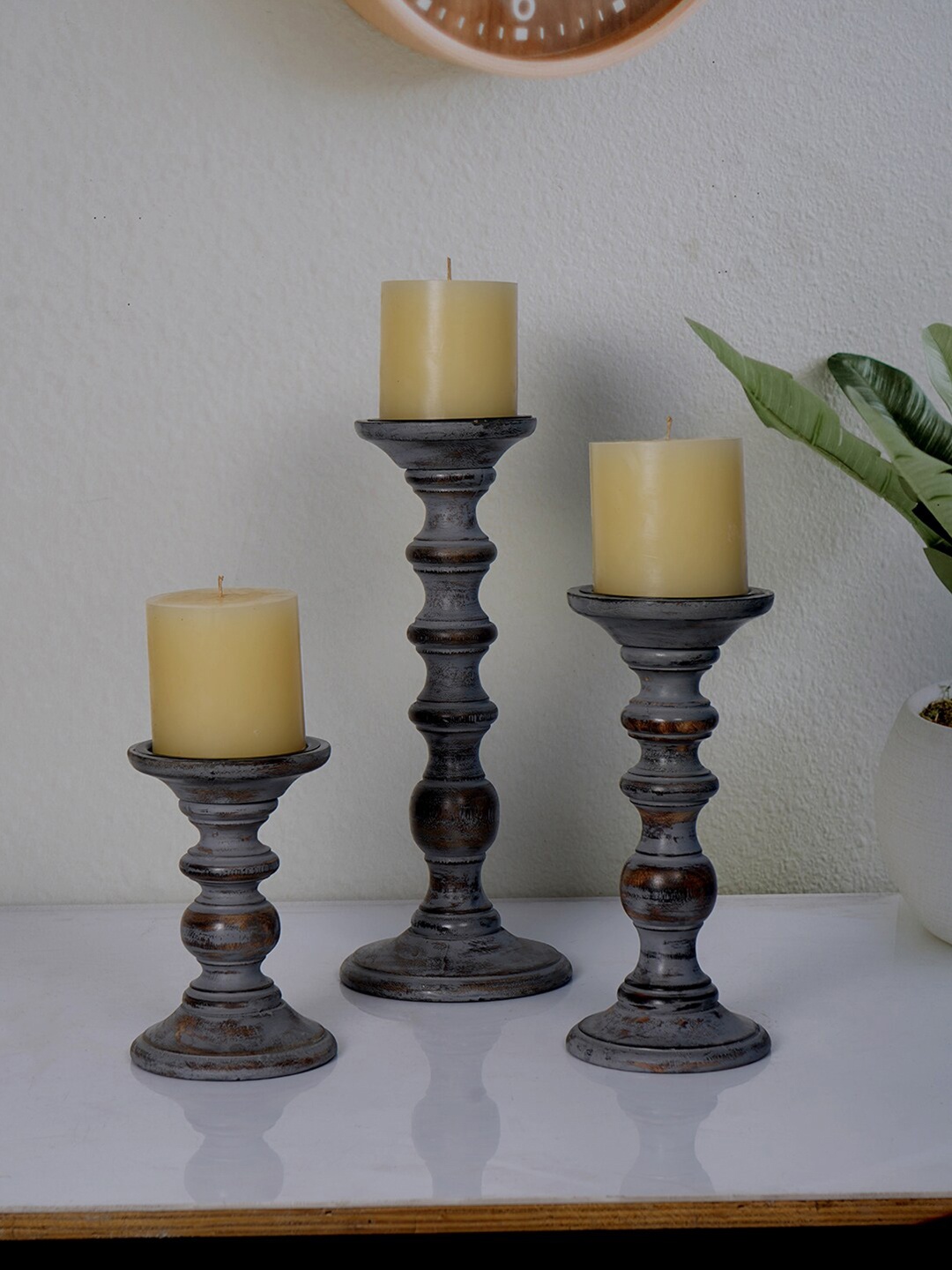 

Fos Lighting Set of 3 Grey & Gunmetal-Toned Pillar Candle Stands