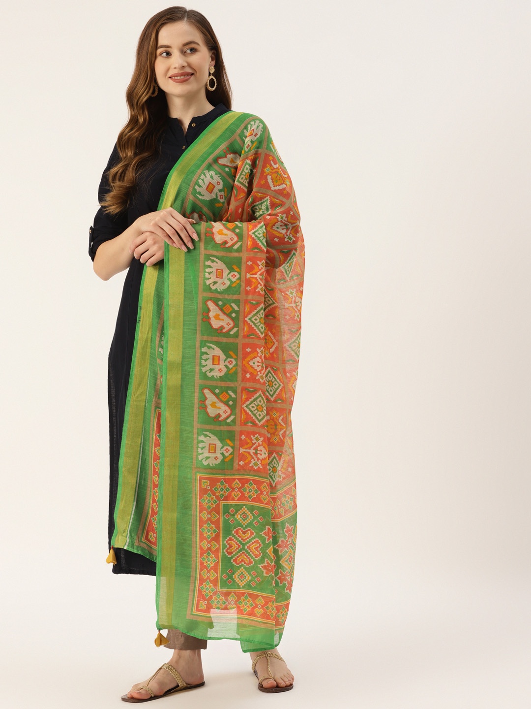 

Molcha Green & Orange Ethnic Motifs Printed Dupatta