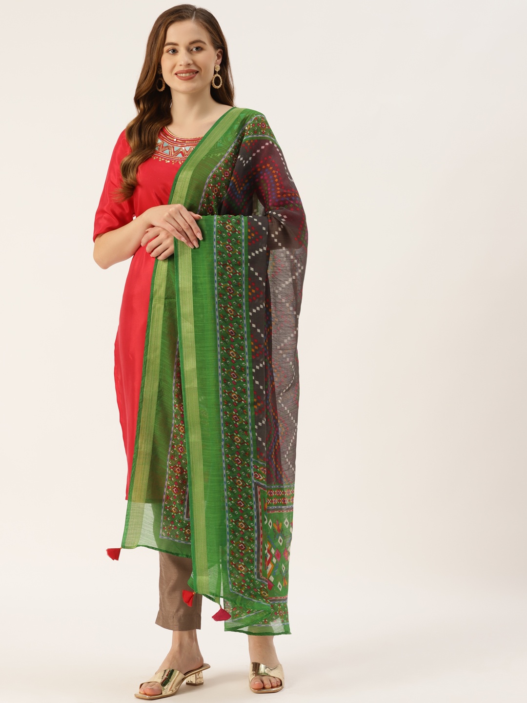 

Molcha Green & Multicoloured Ethnic Motifs Printed Dupatta