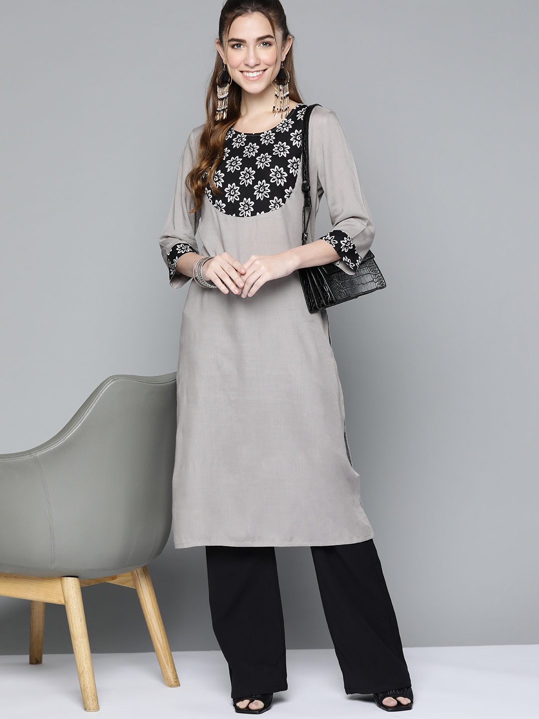 

HERE&NOW Women Grey Floral Yoke Design Kurta