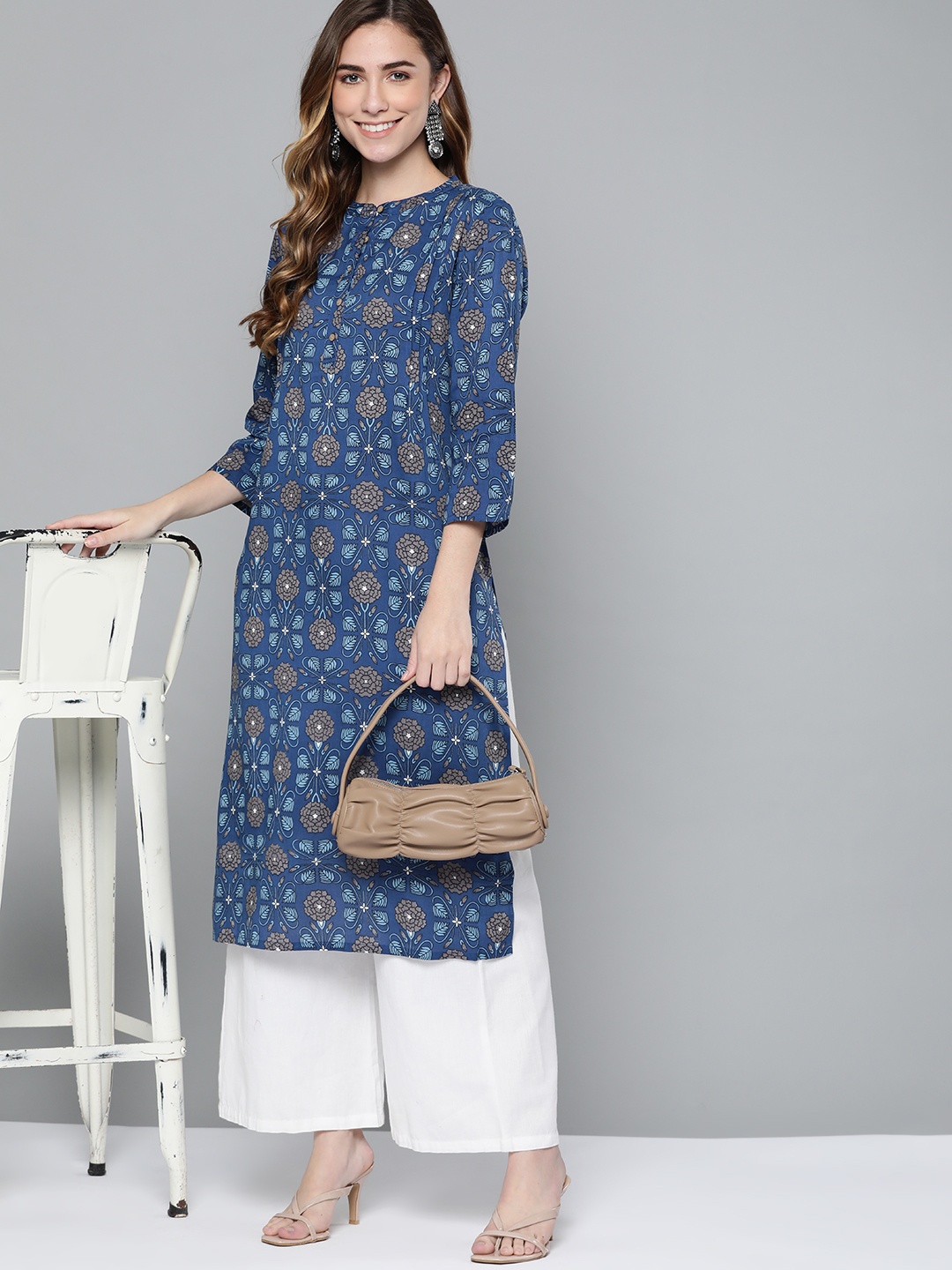 

HERE&NOW Women Navy Blue & Grey Ethnic Motifs Printed Kurta