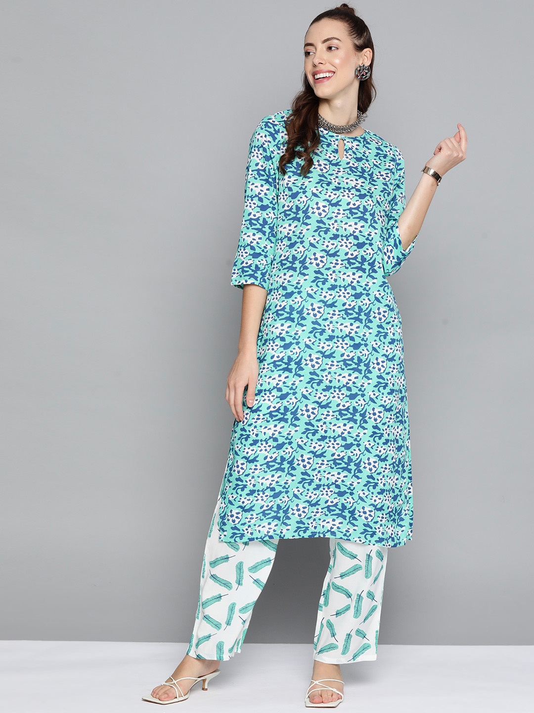 

HERE&NOW Women Green & Navy Blue Ethnic Motifs Print Kurta with Trousers