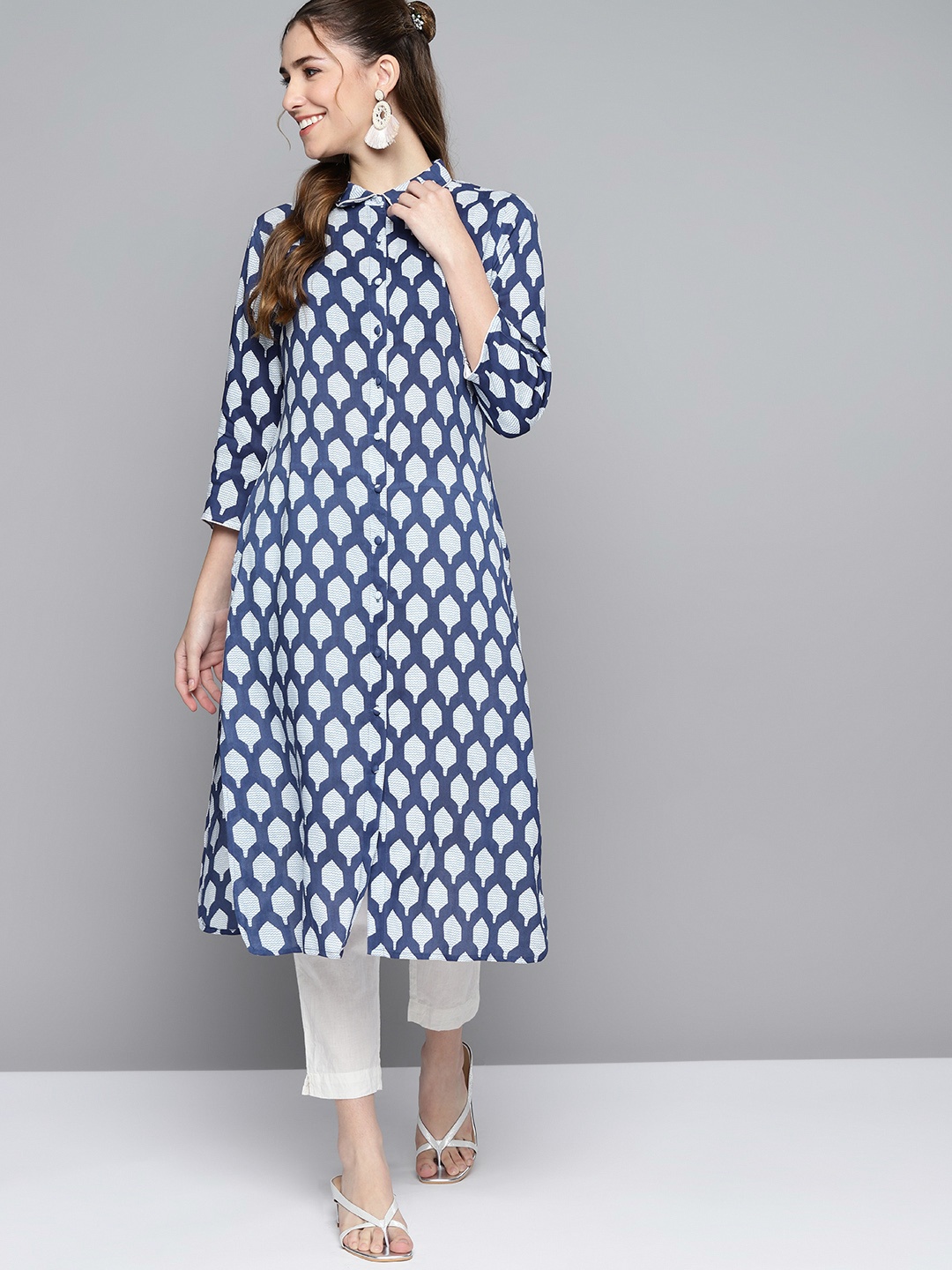 

HERE&NOW Women Navy Blue & White Printed Kurta