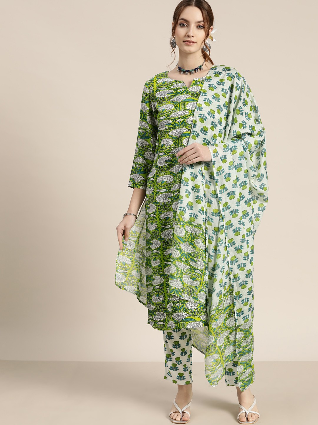 

Moda Rapido Women Green & White Ethnic Printed Kurta with Trousers & Dupatta