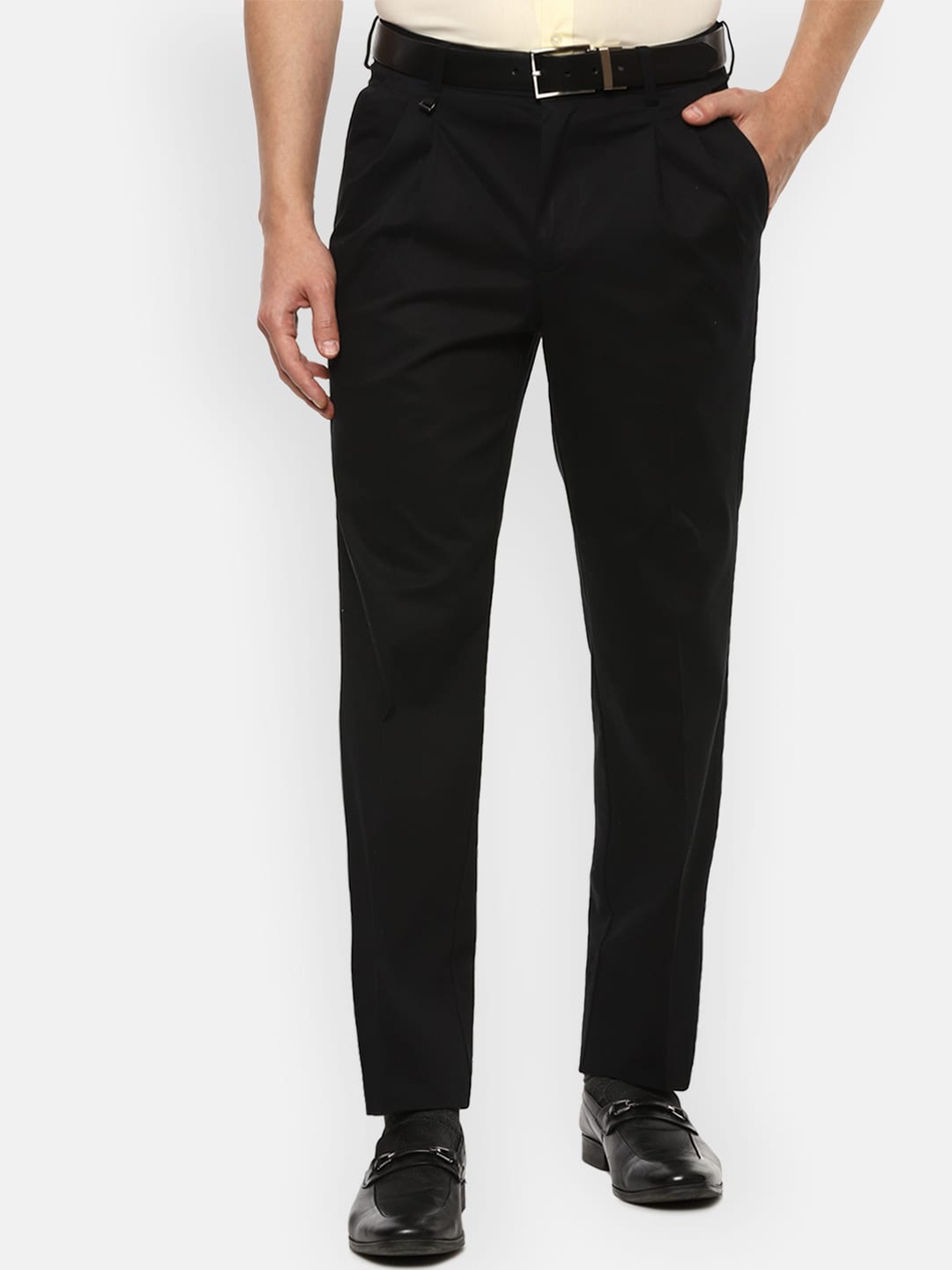 

Van Heusen Men Black Pleated Formal Trousers