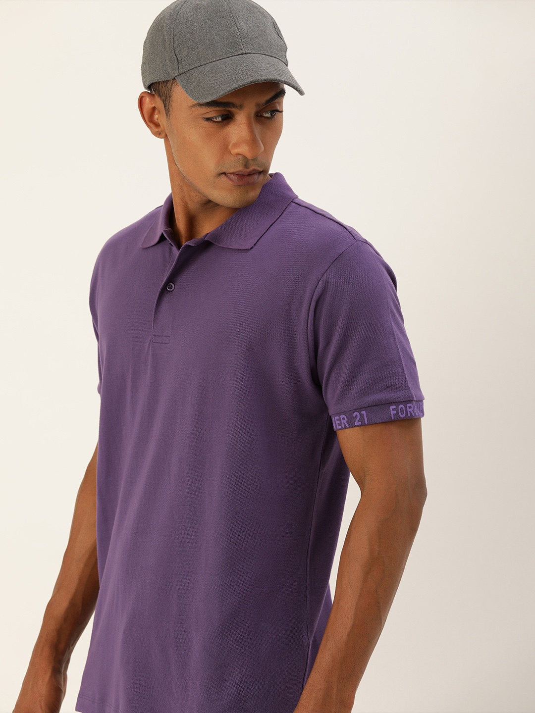 

FOREVER 21 Men Purple Solid Polo Collar T-shirt