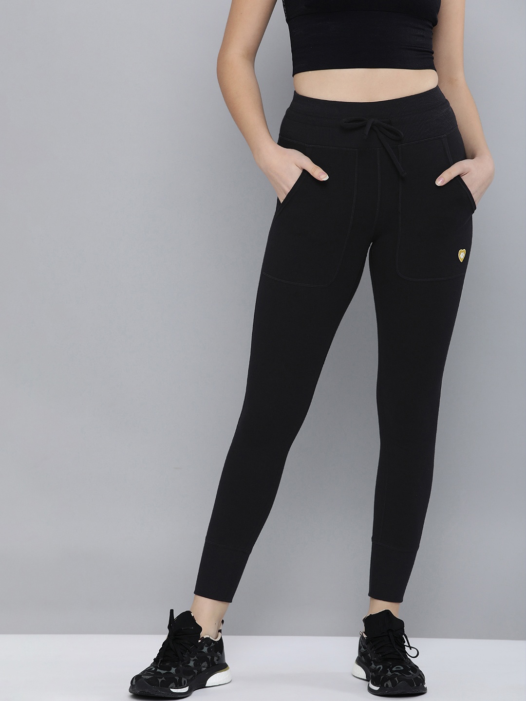 

Skechers Women Black High Waist Bob's Jogging Legging Pant
