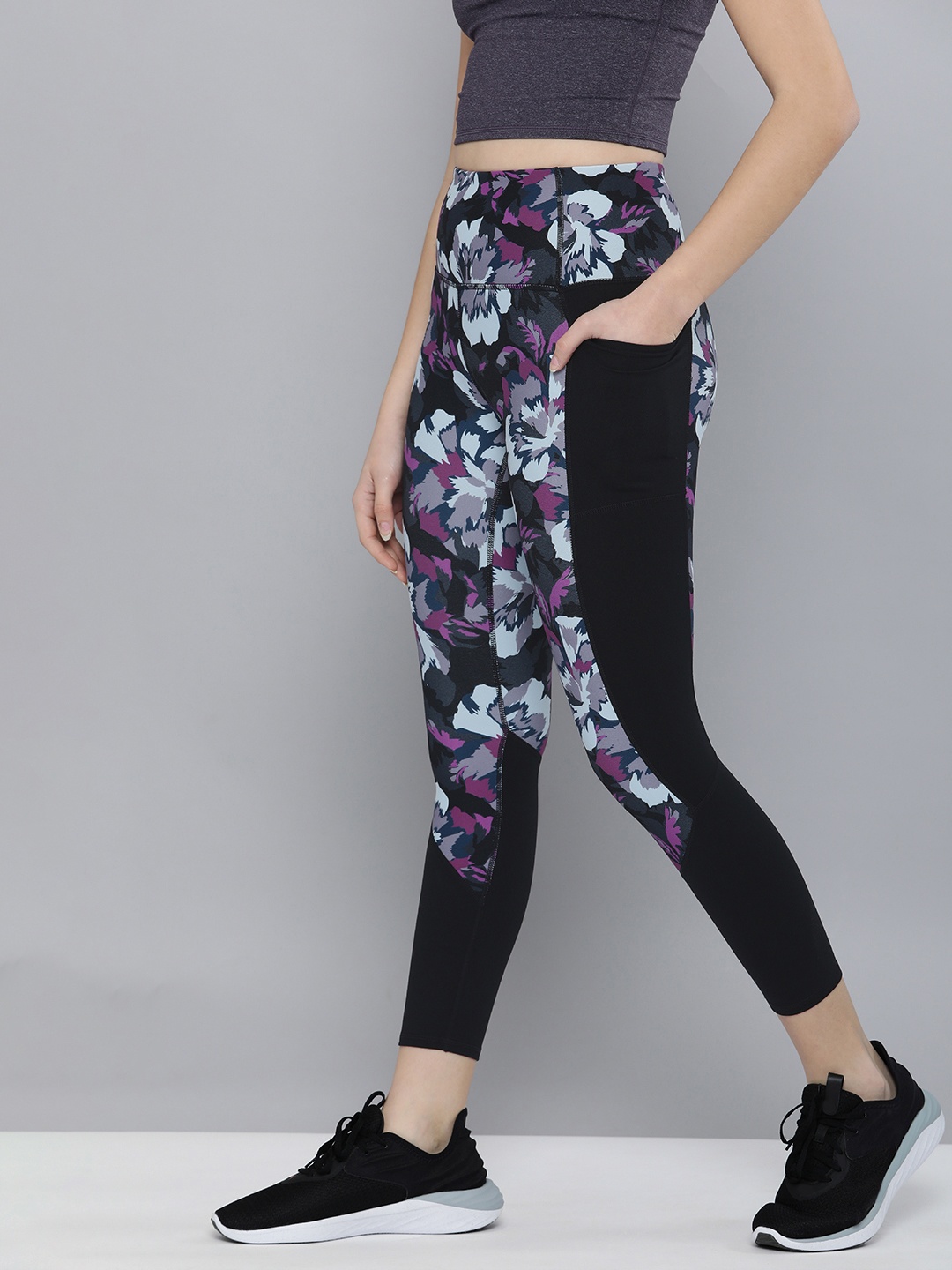 

Skechers Women Black Orchid Bloom High Waist 7/8 Tights