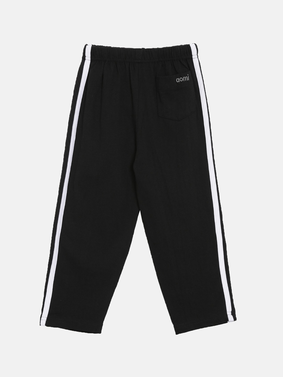 

Aomi Boys Black Solid Cotton Track Pants