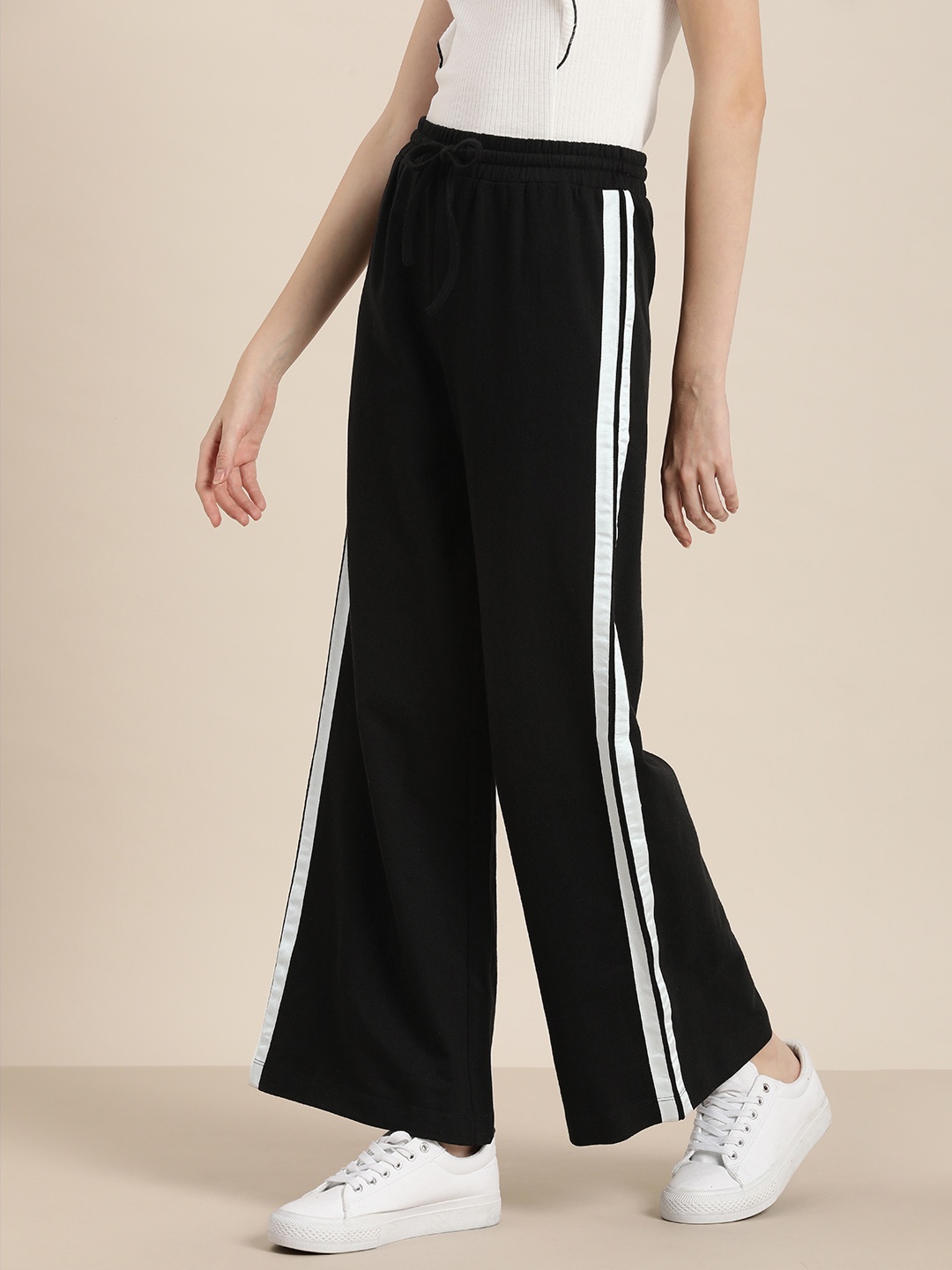 

her by invictus Women Solid Mid-Rise Track Pants With Side Stripes, Black