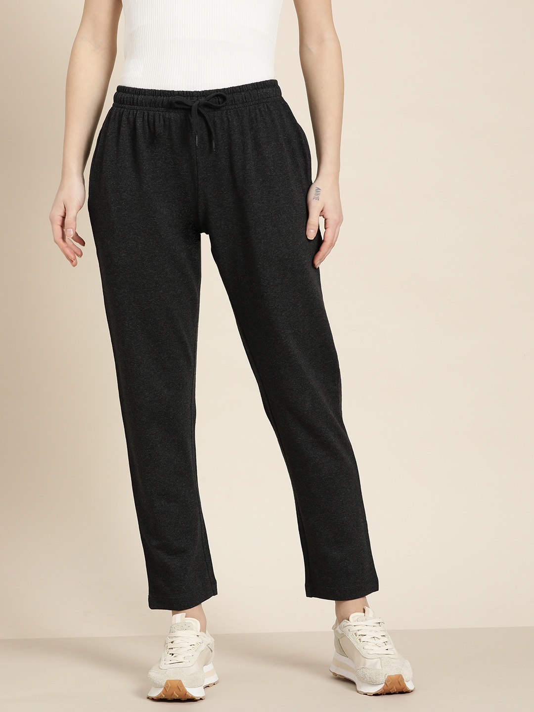 

her by invictus Women Solid Track Pants, Charcoal