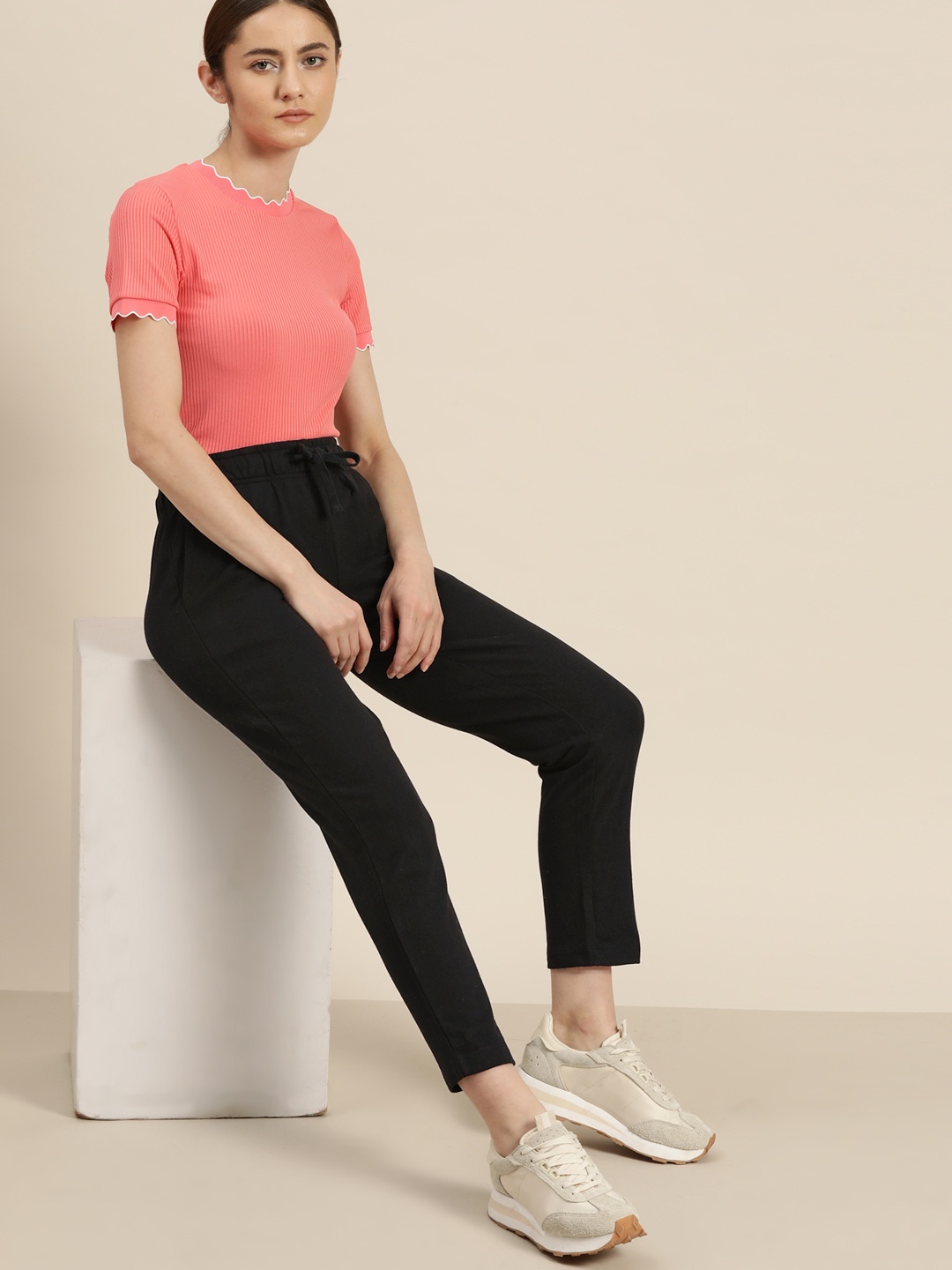 

her by invictus Women Solid Track Pants, Black