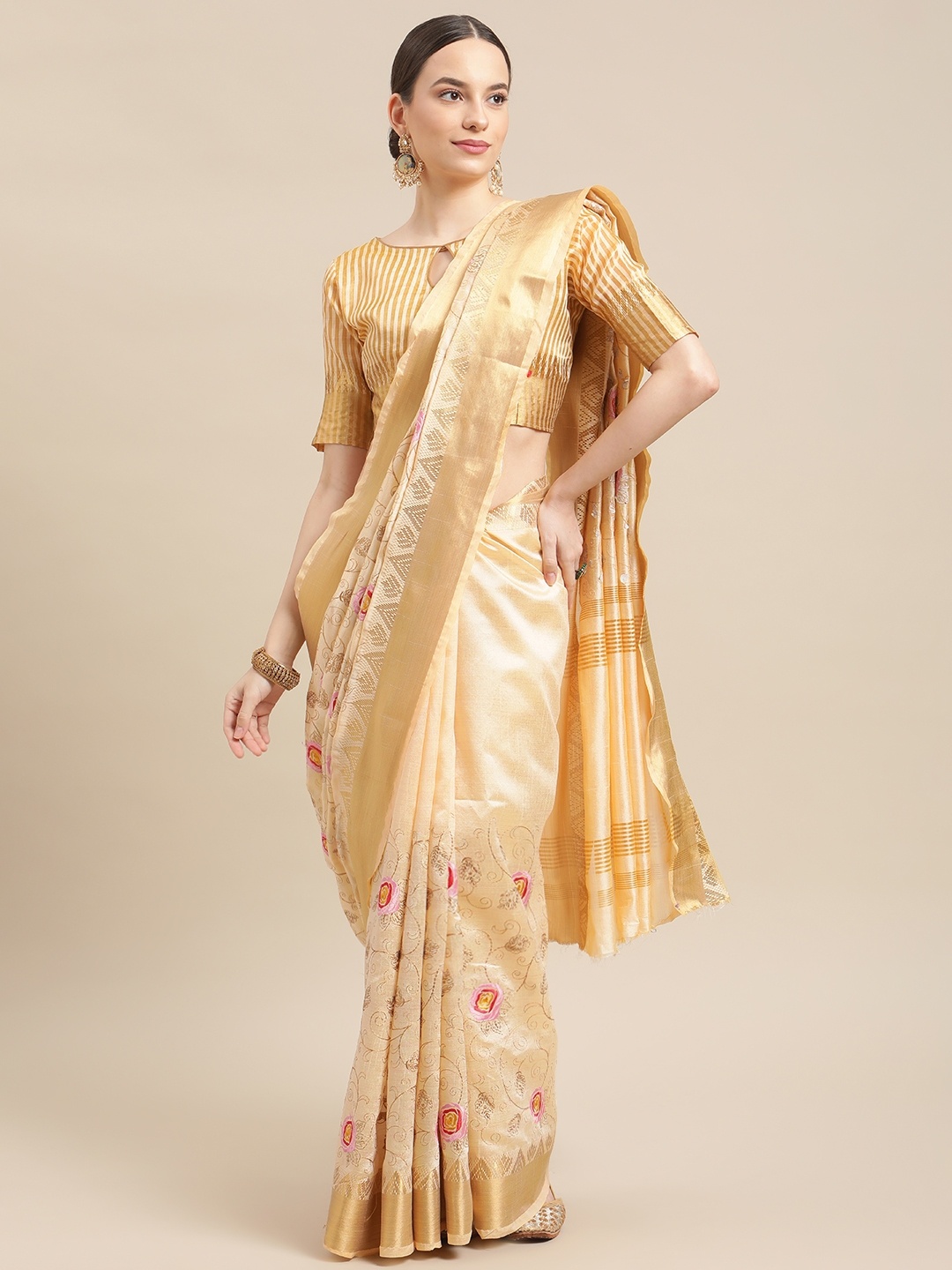 

RAJGRANTH Cream-Coloured Floral Embroidered Silk Cotton Chanderi Saree