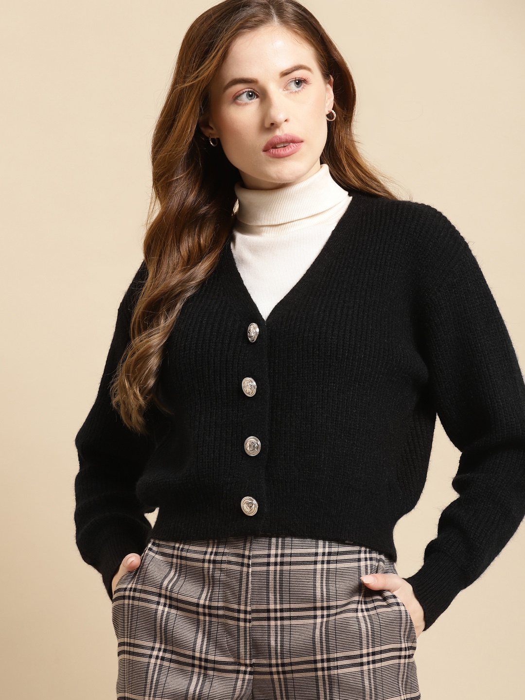 

COVER STORY Women Black Crop Cardigan