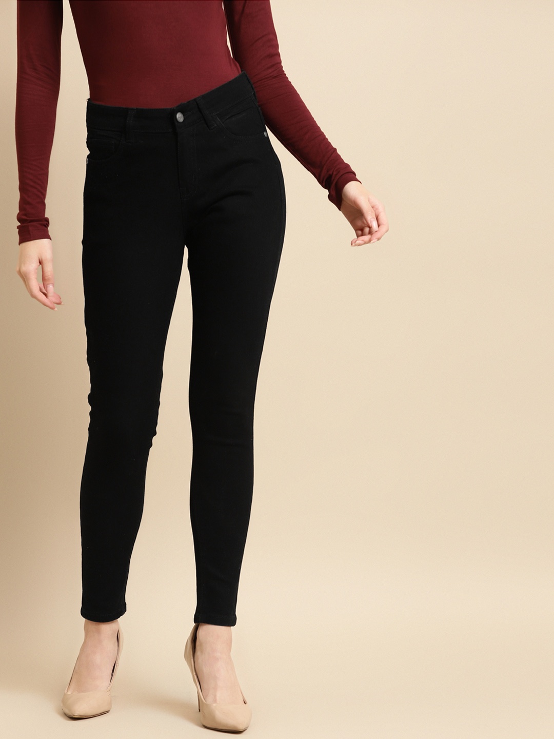 

COVER STORY Women Black Slim Fit High-Rise Stretchable Jeans