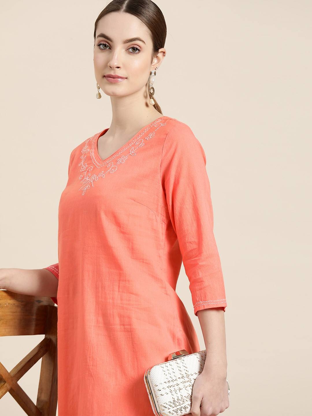 

Moda Rapido Women Coral Pink Embroidered V-Neck Straight Kurta