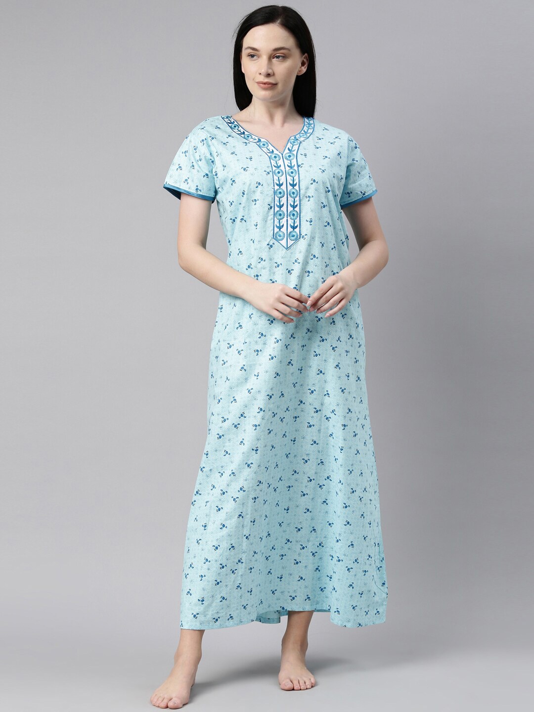 

Bailey sells Blue Printed Maxi Nightdress