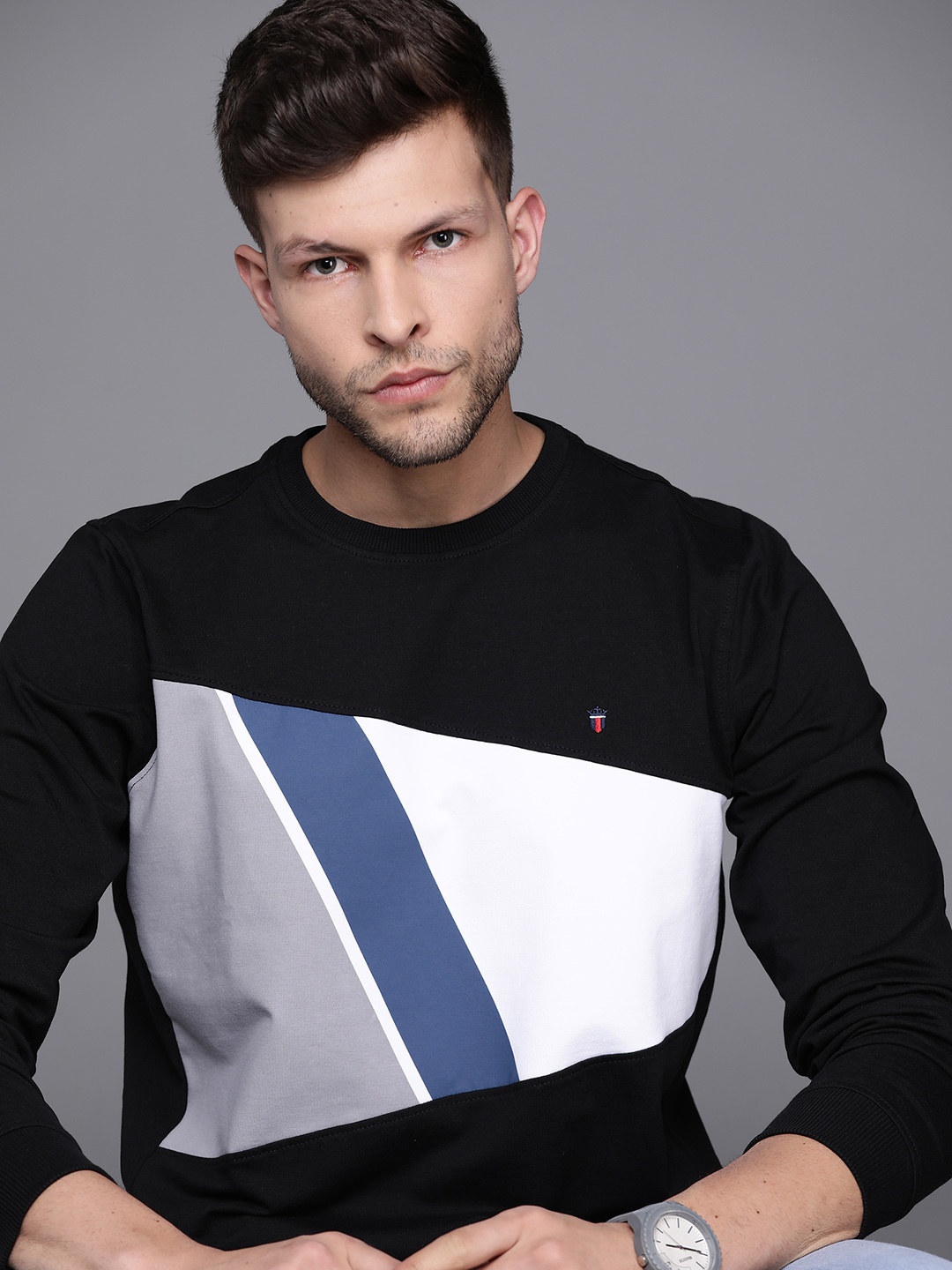 

Louis Philippe Sport Men Black & White Printed Sweatshirt
