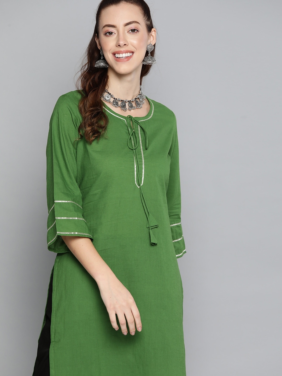 

HERE&NOW Women Green Solid Kurta