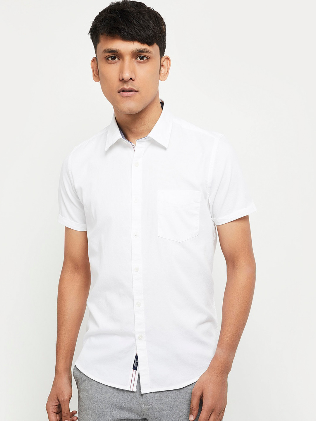 

max Men Pure Cotton White Solid Casual Shirt