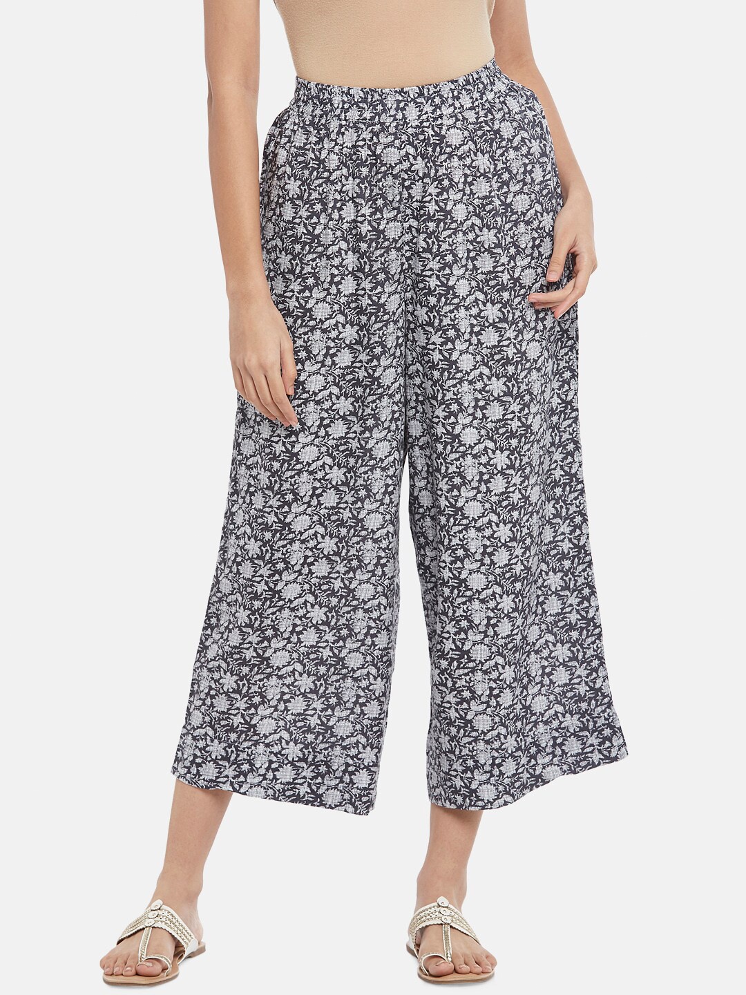 

RANGMANCH BY PANTALOONS Women Charcoal & Grey Floral Printed Ethnic Palazzos