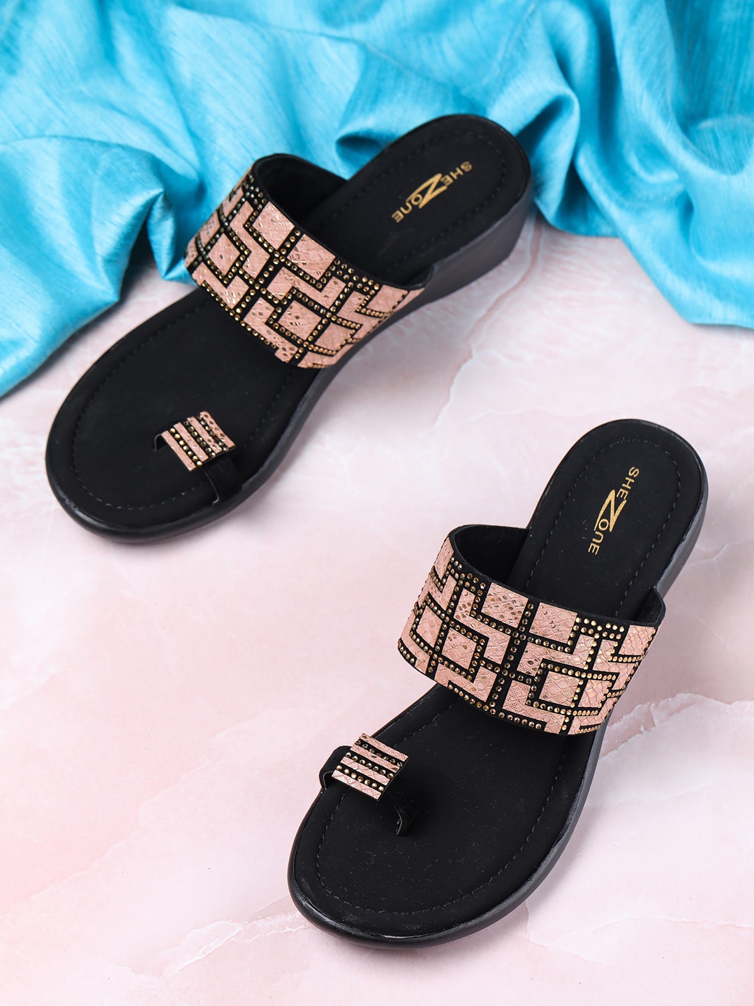 

Shezone Peach-Coloured & Black Wedge Sandals