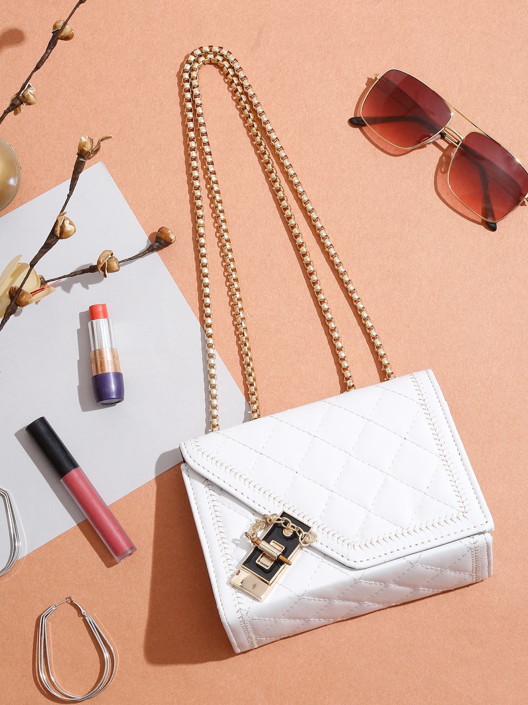 

Apsis White Structured Shoulder Bag with Quilted
