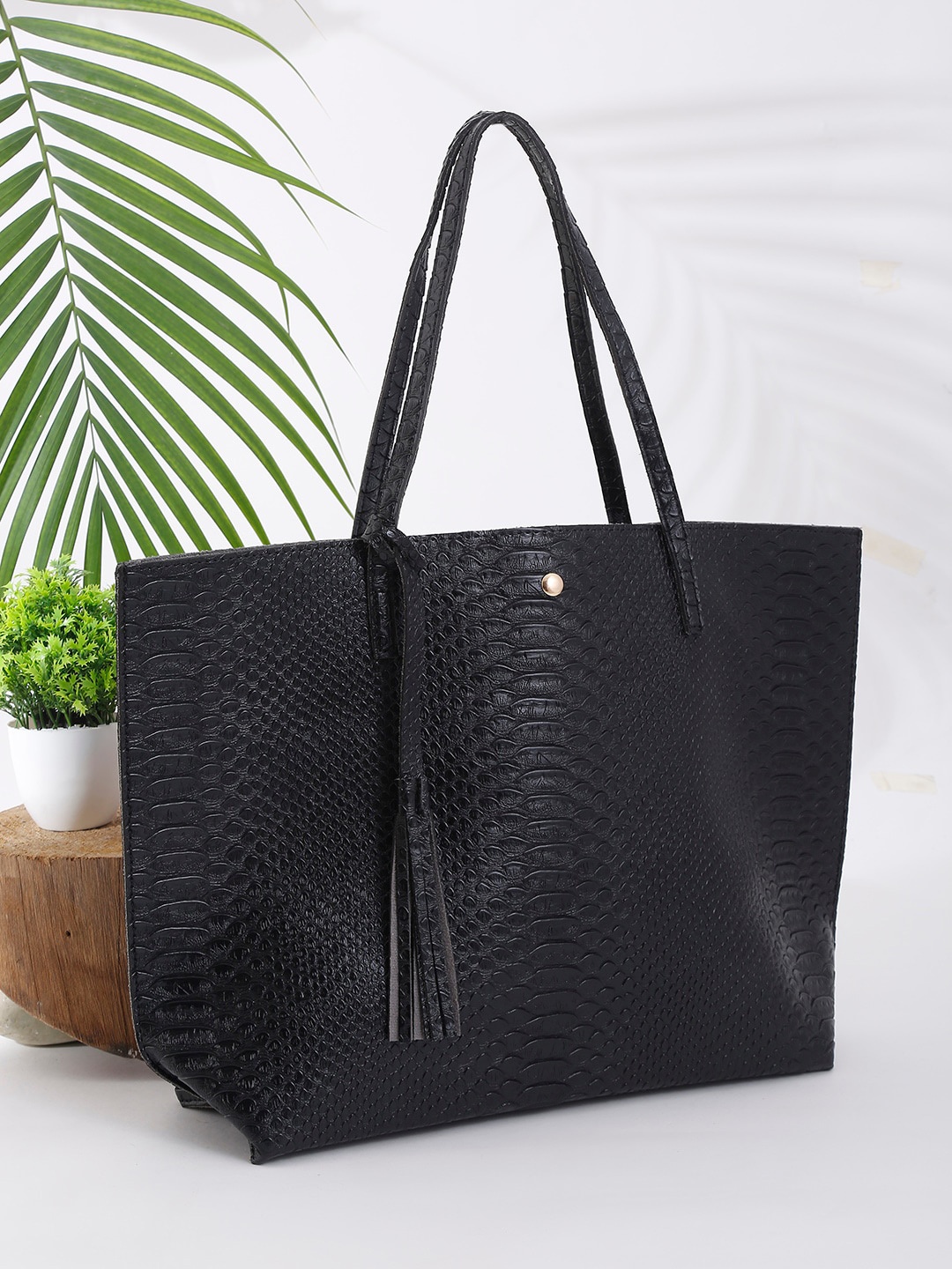 

Apsis Black Animal Printed Structured Shoulder Bag with Tasselled