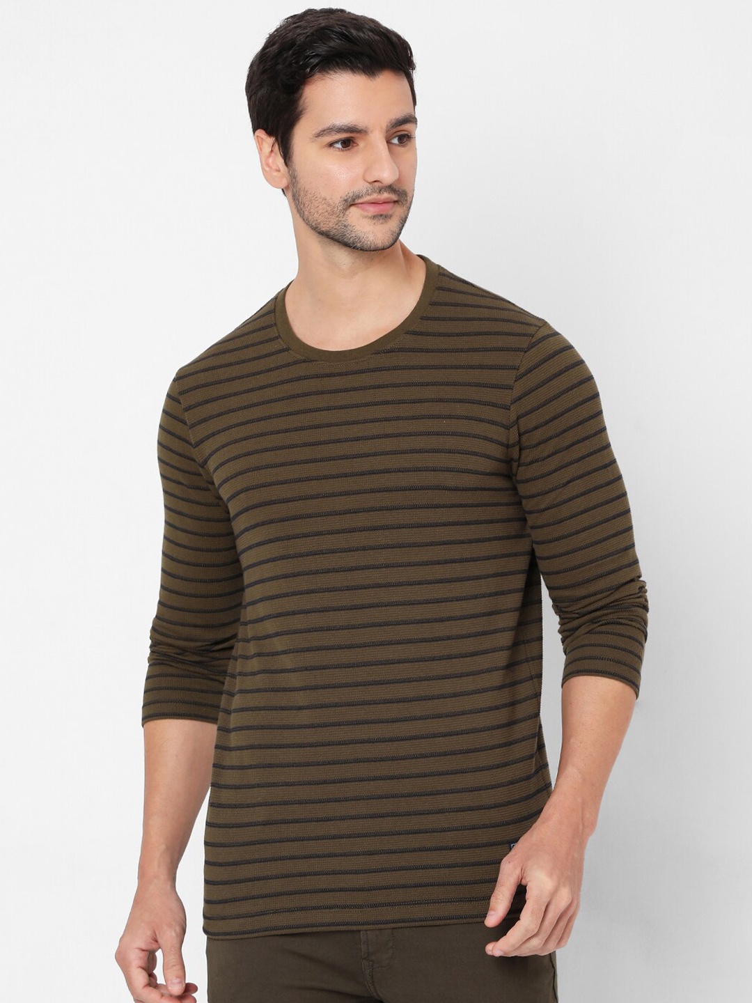 

Mufti Men Olive Green & Black Striped Slim Fit T-shirt