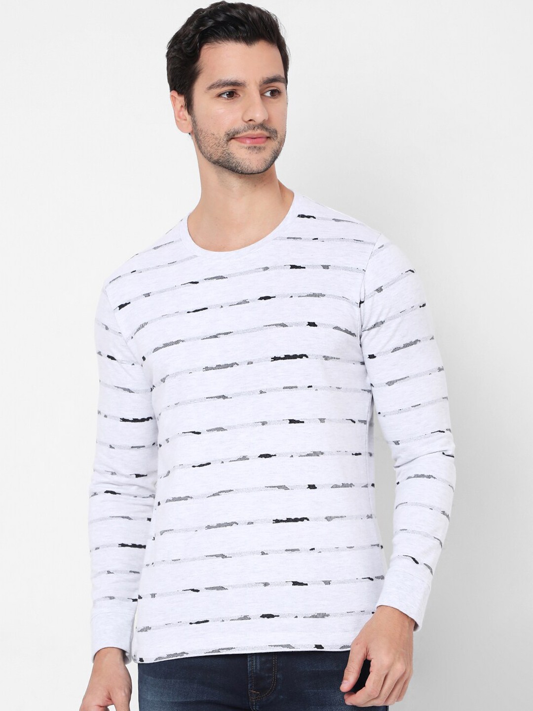 

Mufti Men Grey Printed Sweatshirt