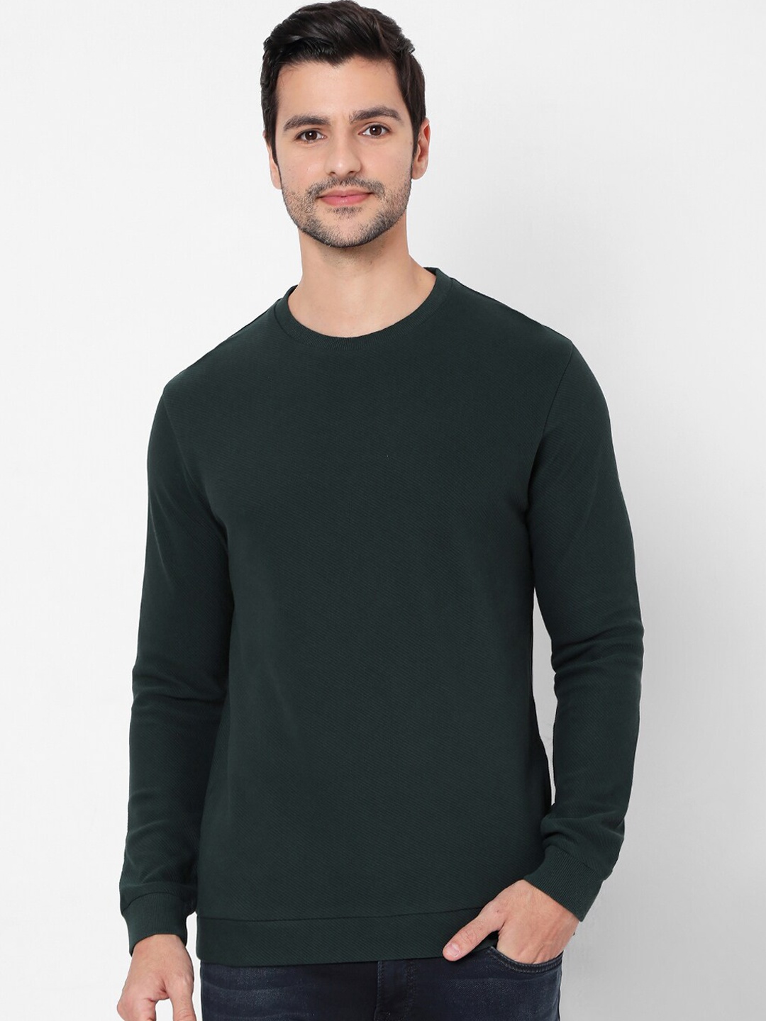 

Mufti Men Green Cotton Solid Sweatshirt
