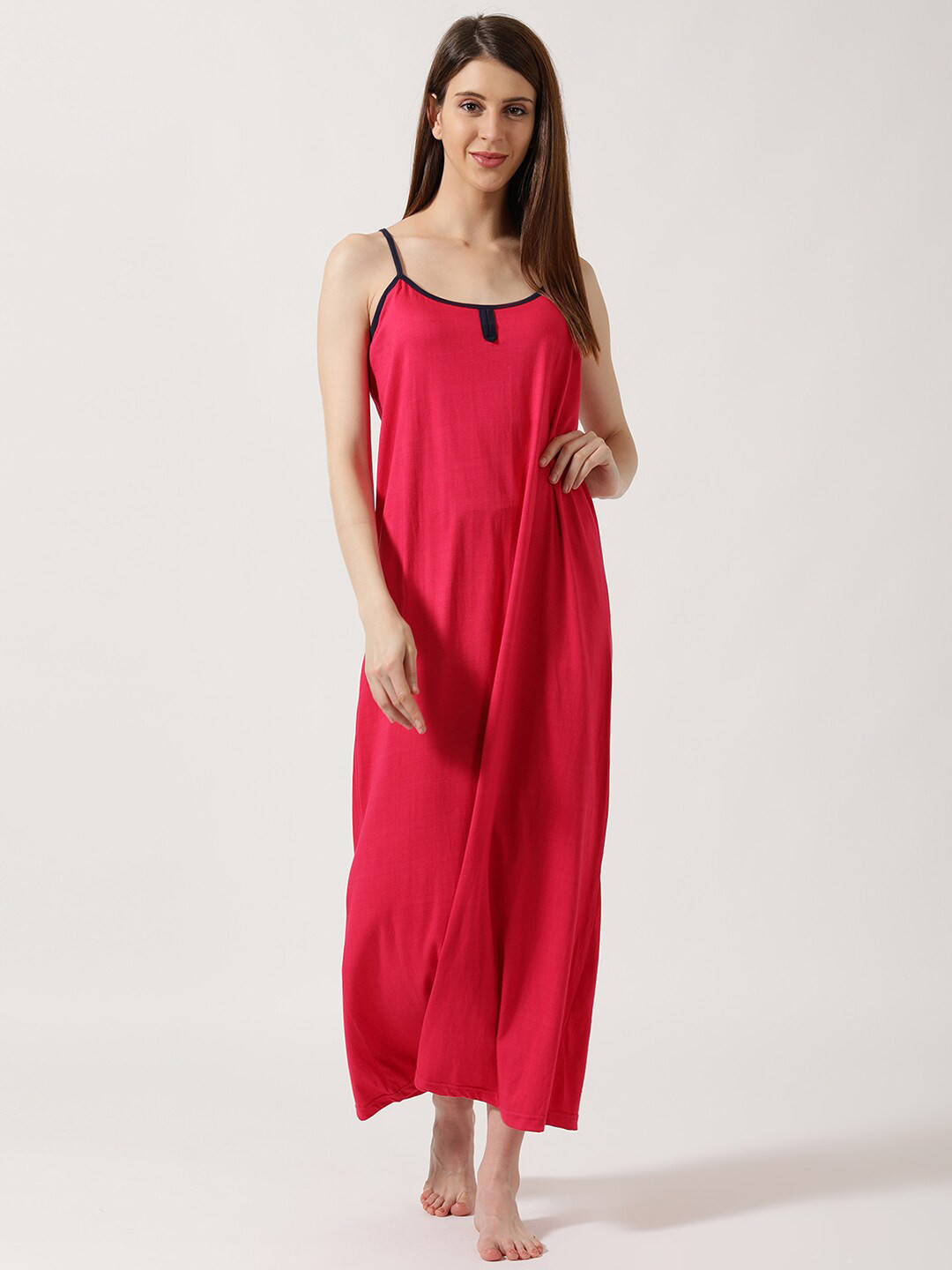 

V2 Value & Variety Red Maxi Nightdress