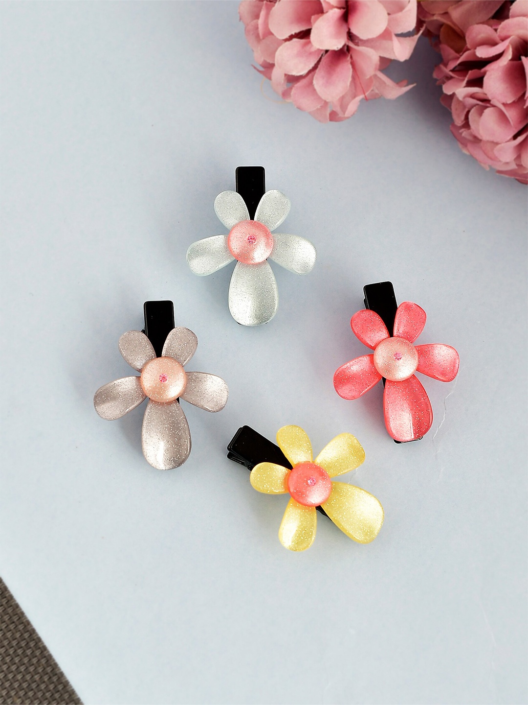 

Silvermerc Designs Girls Yellow & White Set of 4 Embellished Alligator Hair Clip