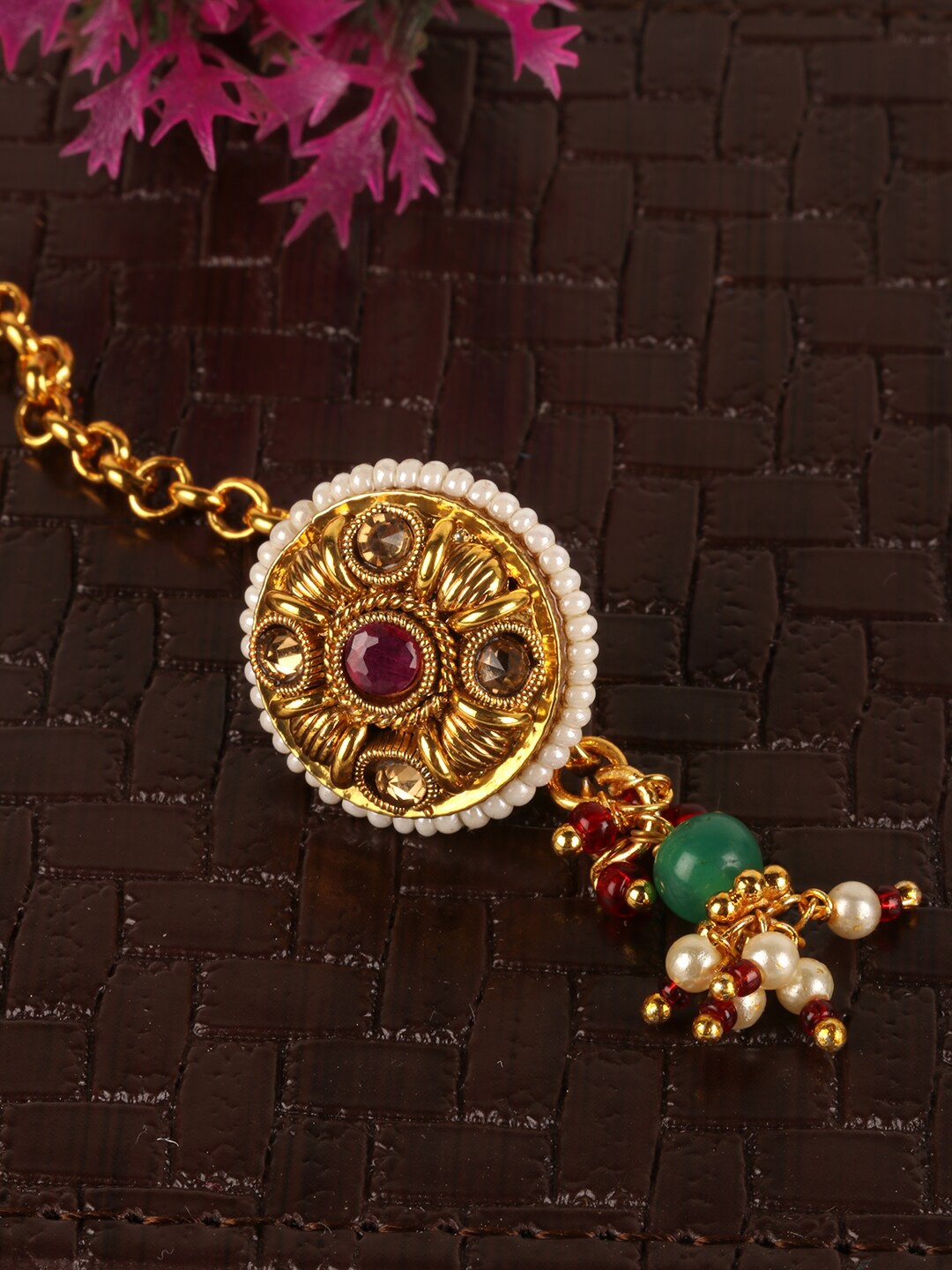 

PENNY JEWELS Gold-Plated & White Kundan-Studded & Pearl Beaded Borla Maang Tikka