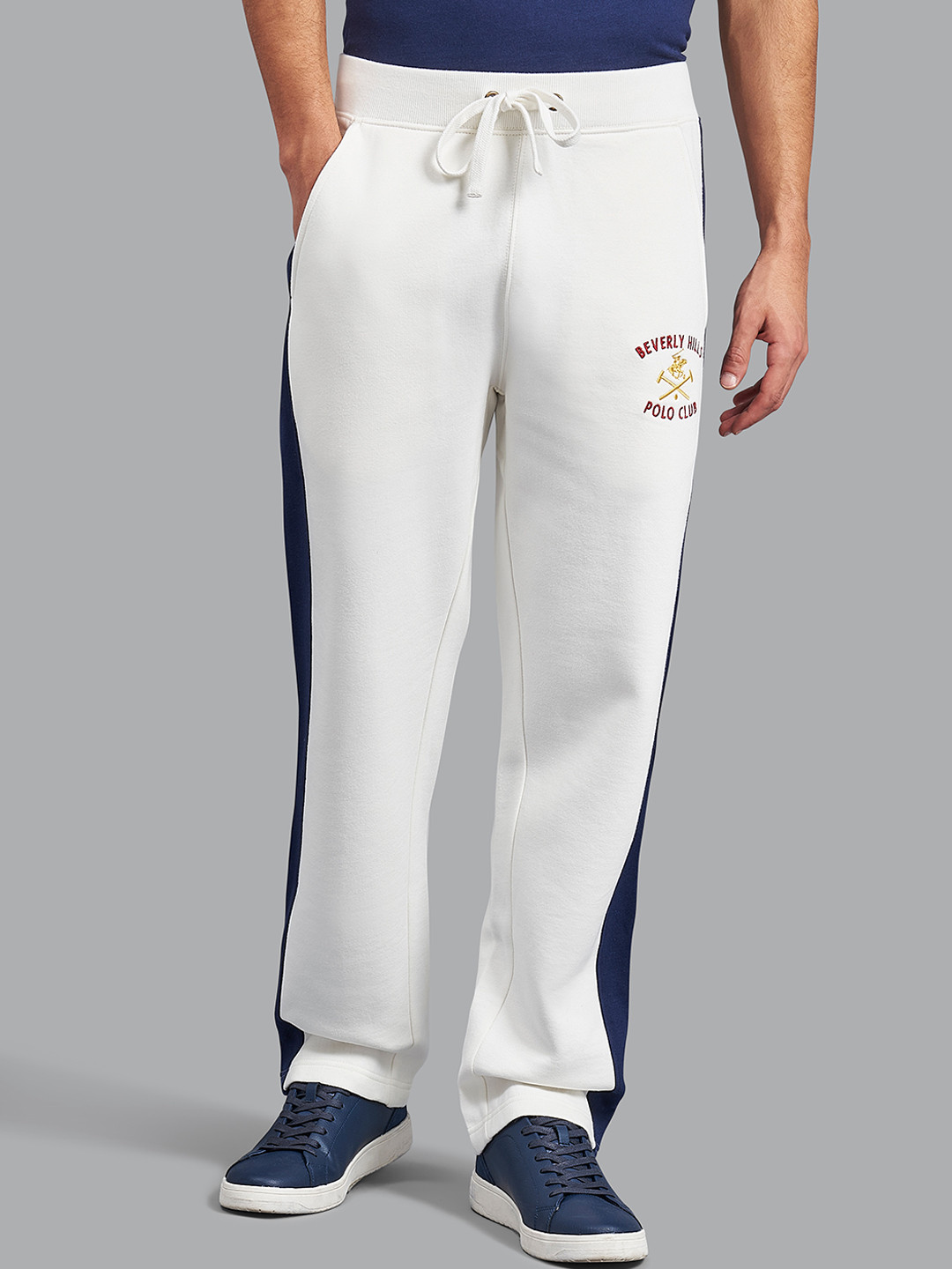 

Beverly Hills Polo Club Men White & Blue Solid Cotton Track Pants
