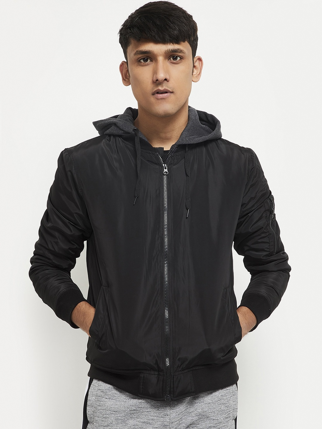 

max Men Black Sporty Jacket