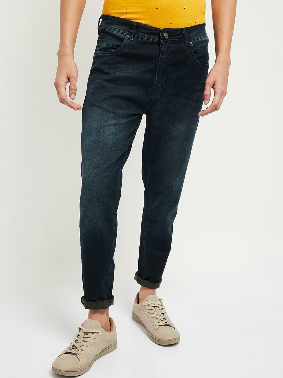 

max Men Blue Slim Fit Light Fade Jeans