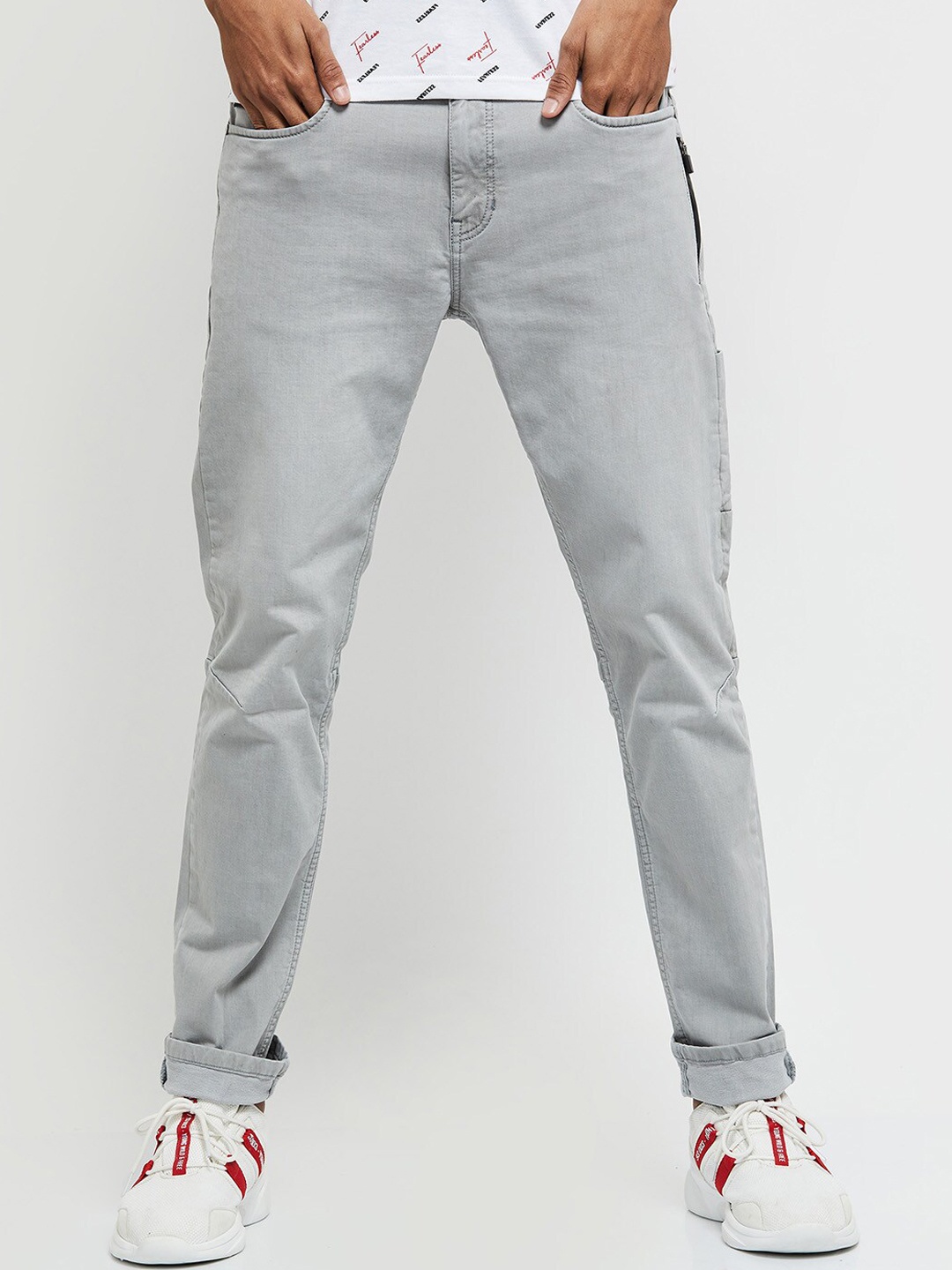 

max Men Grey Slim Fit Jeans
