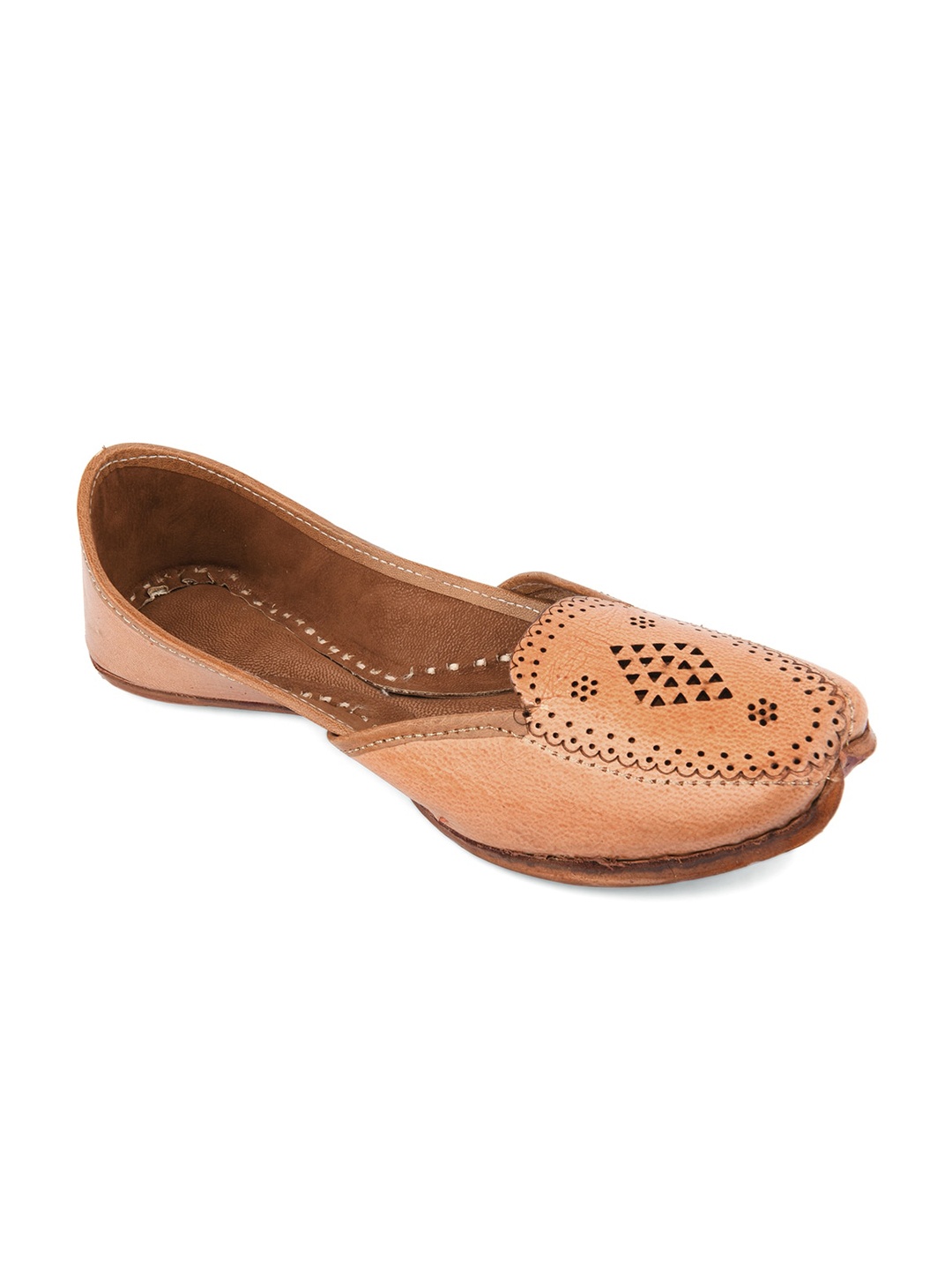 

DESI COLOUR Women Nude-Coloured Embellished Leather Ethnic Mojaris with Laser Cuts Flats