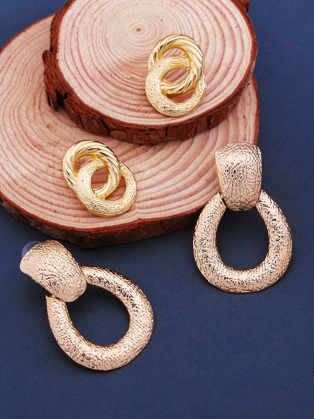 

Yellow Chimes Set of 2 Gold-Toned Contemporary Drop Earrings
