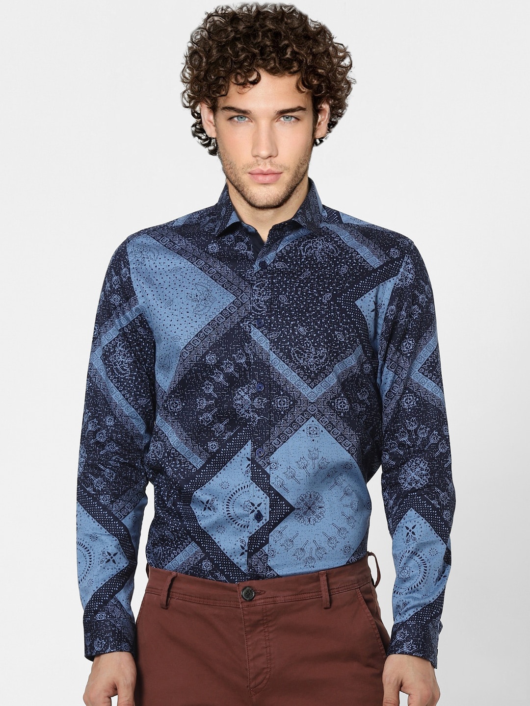 

Jack & Jones Men Blue Opaque Printed Cotton Casual Shirt