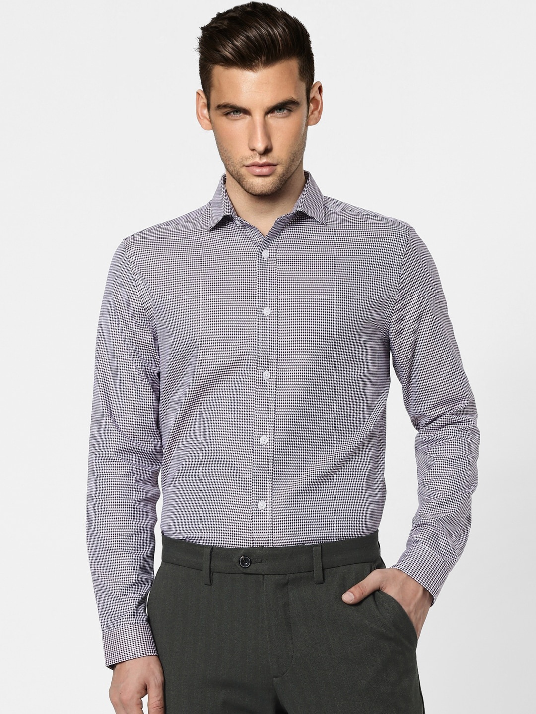 

Jack & Jones Men Red Slim Fit Micro Checks Opaque Checked Casual Shirt