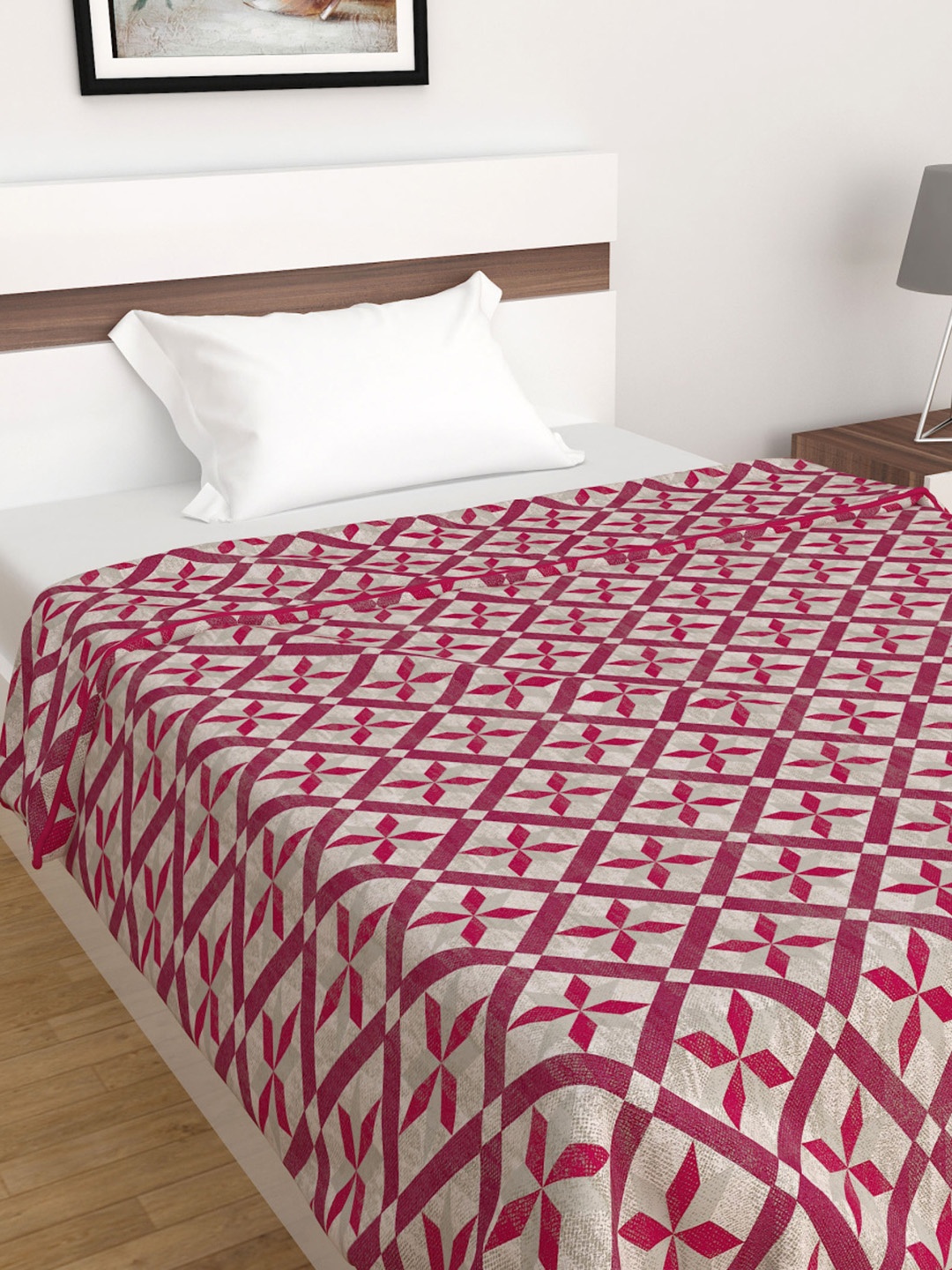 

Home Centre Geometric AC Room 210 GSM Single Bed Dohar, Assorted