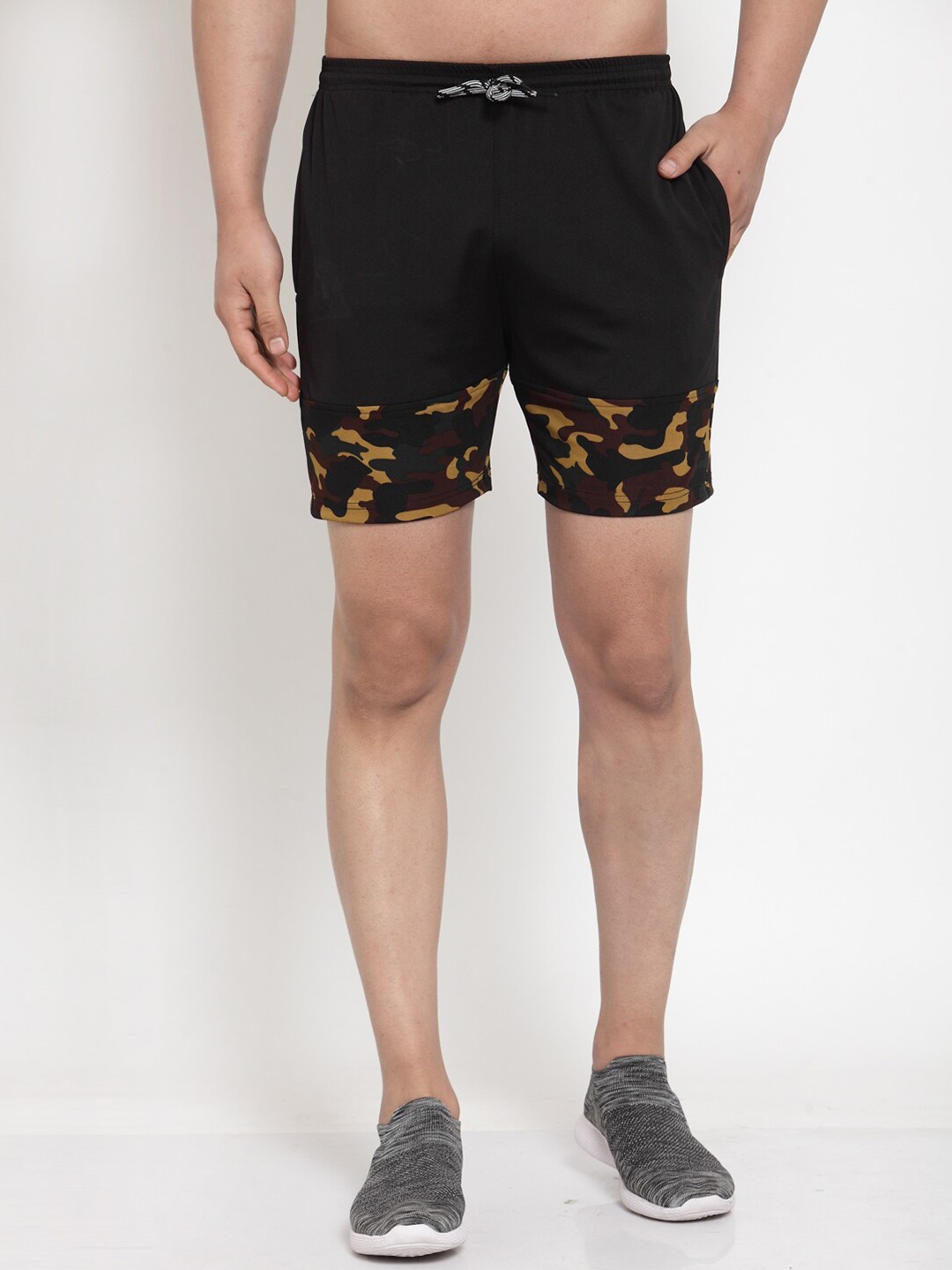 

KLOTTHE Men Black Solid Regular Fit Lounge Shorts
