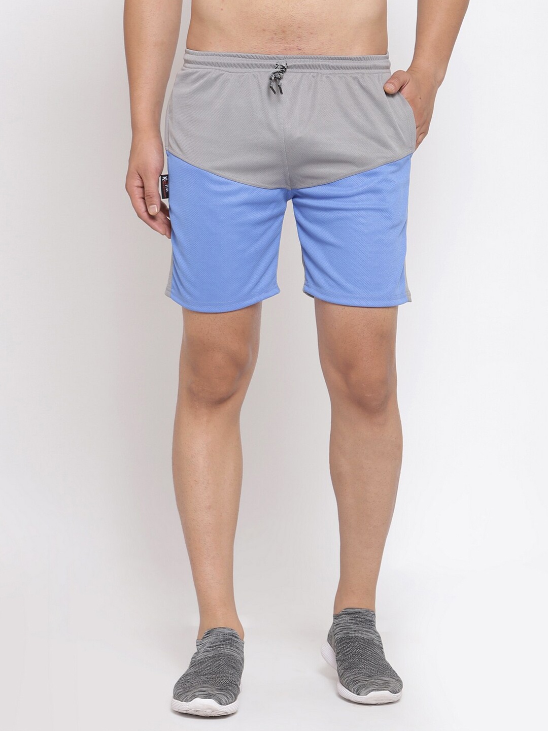 

KLOTTHE Men Grey & Blue Colourblocked Lounge Shorts