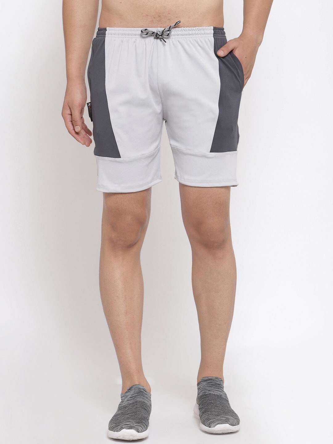 

KLOTTHE Men Grey & White Lounge Shorts