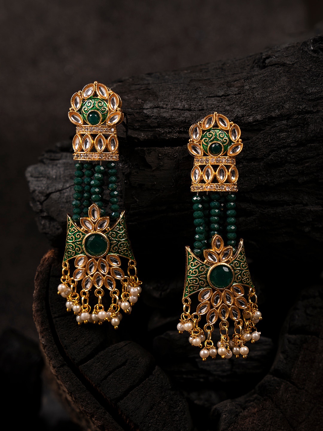 

Shoshaa Green & Gold-Toned Contemporary Drop Earrings