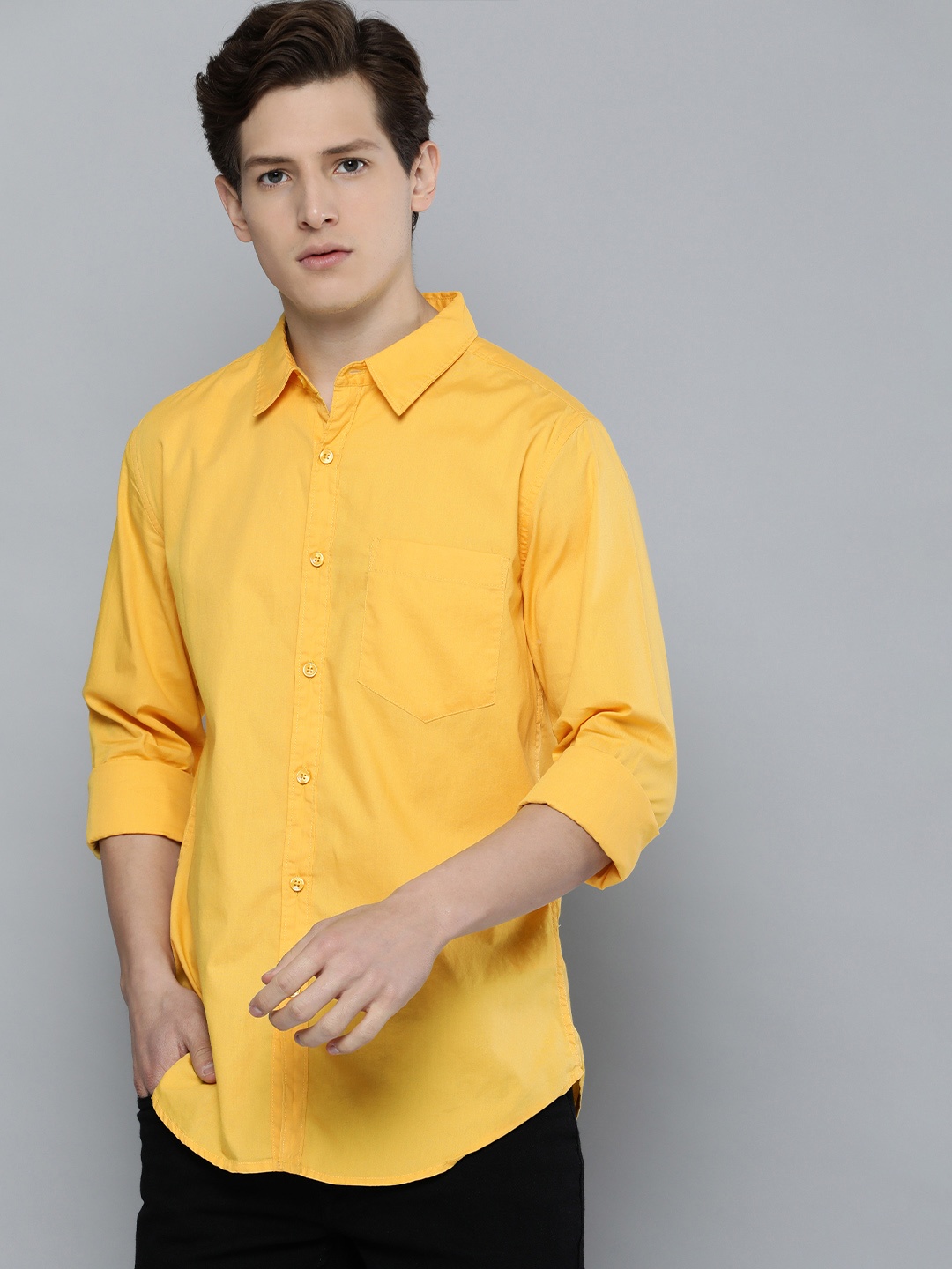 

Harvard Men Yellow Solid Casual Shirt