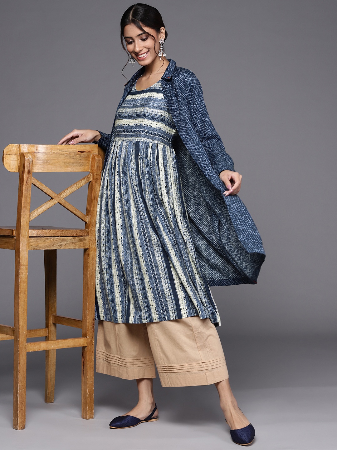 

Biba Women Navy Blue & White Longline Open Front Jacket